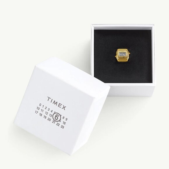 MM6 X Timex T80 20mm Ring Watch S/M - Brand New - Picture 2 of 6